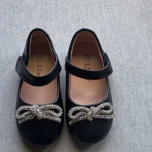 Link Black Mary Jane Shoes with Rhinestone Bow Accent